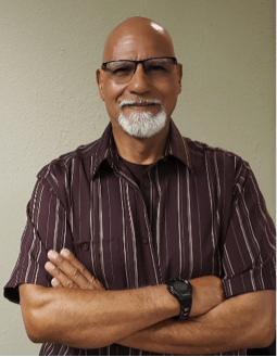 Roberto Levario, MSW – Primary Therapist